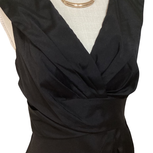 WHBM Deep V Neckline Draped Holiday Special Occasion Black Dress | Size 6 | EUC - Picture 3 of 9